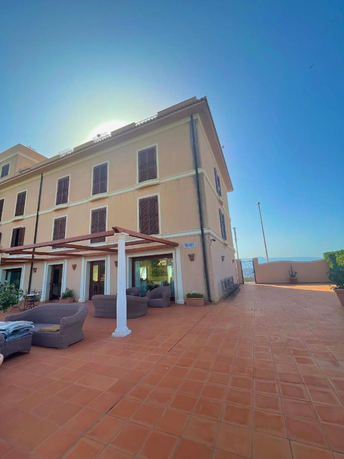 Hotel La Lampara ريجّو دي كالابريا المظهر الخارجي الصورة