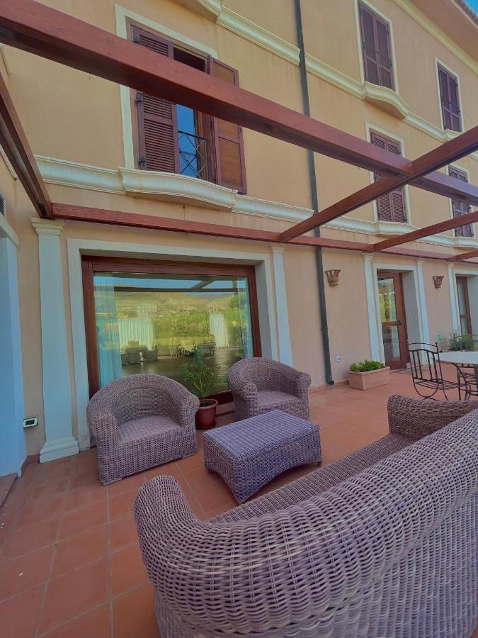 Hotel La Lampara ريجّو دي كالابريا المظهر الخارجي الصورة