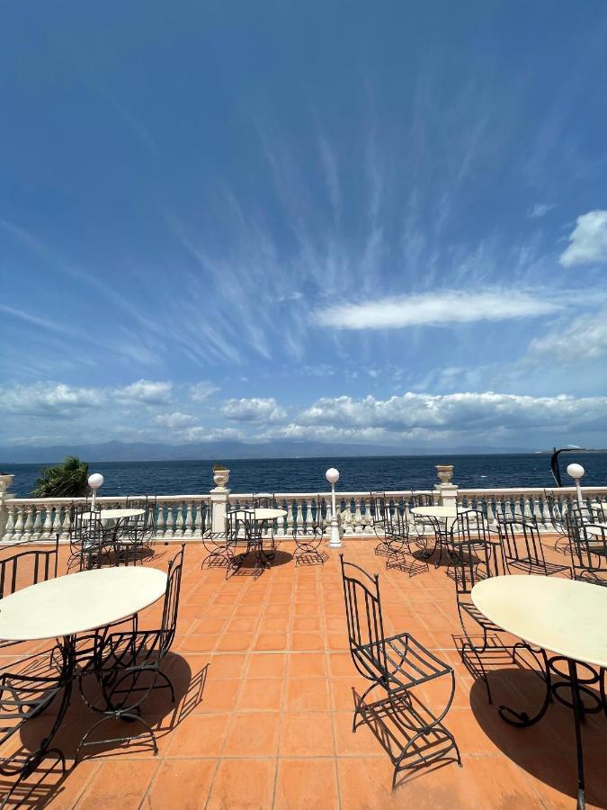 Hotel La Lampara ريجّو دي كالابريا المظهر الخارجي الصورة