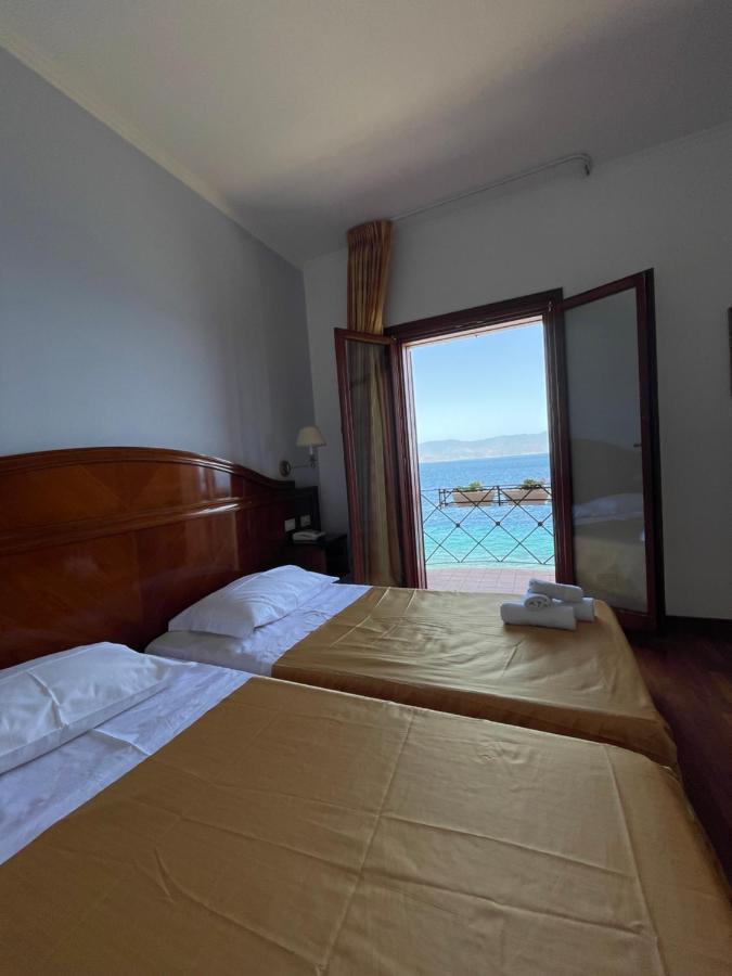 Hotel La Lampara ريجّو دي كالابريا المظهر الخارجي الصورة