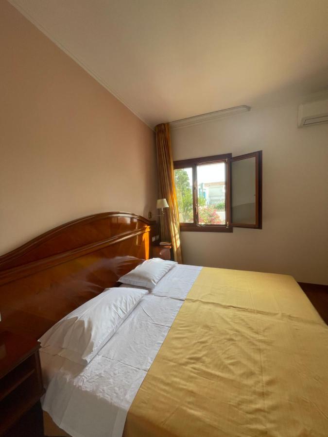 Hotel La Lampara ريجّو دي كالابريا المظهر الخارجي الصورة